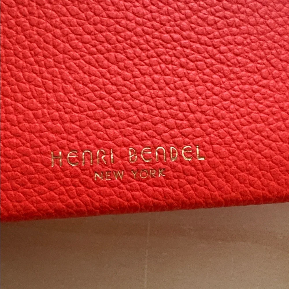 Henri Bendel banklet wallet - Picture 5 of 8